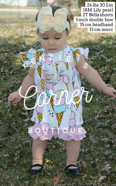 Cream 4 inch double bow
