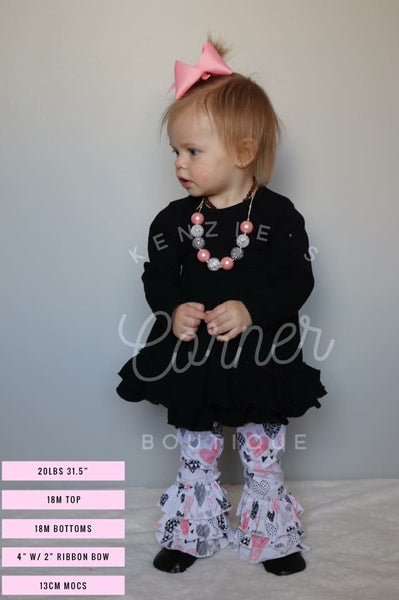 Pink 4 inch bow with 2 inch ribbon